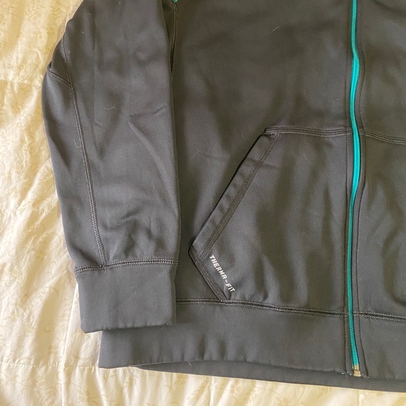 Nike Hooded Therma-fit Full Zip Jacket - Picture 3 of 14